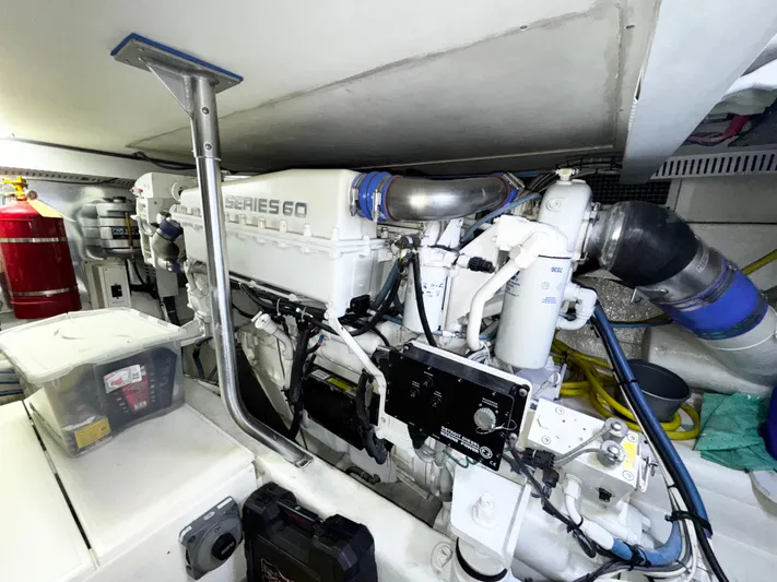 Loon Atik Yacht Photos Pics Engine room of 2005 Ocean Yachts 46 Super Sport with Series 60 engine.