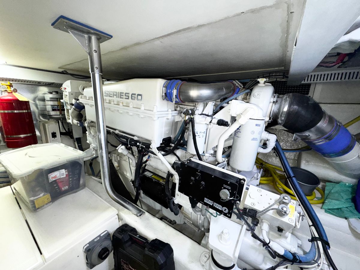 2005 Ocean Yachts 46 