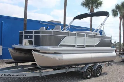 Godfrey Marine Xperience 1886 FX