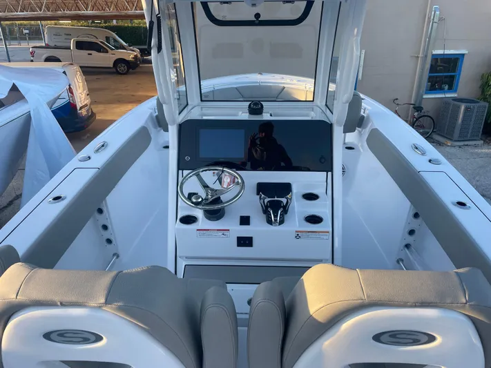  Yacht Photos Pics 2025 Sportsman 261 Heritage - Image 10