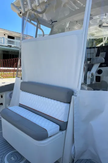 Pura Vida Yacht Photos Pics 