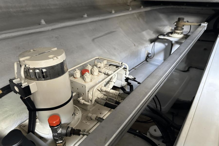 2006 Azimut 50