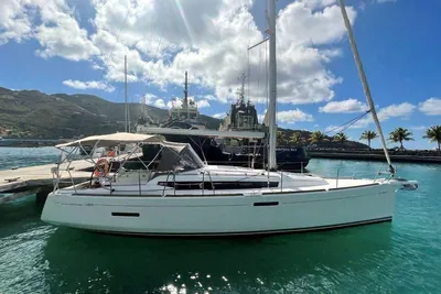 2019 Jeanneau Sun Odyssey 389