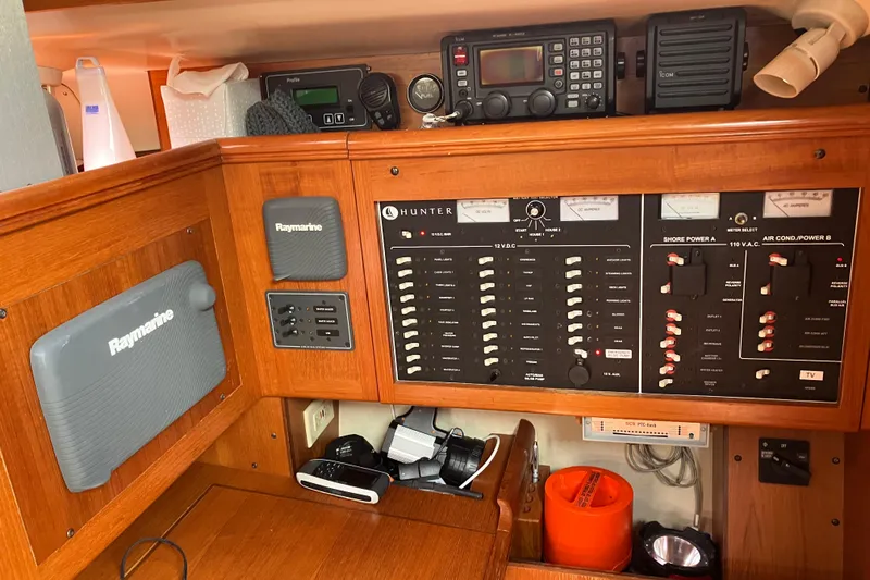 Willoughby Yacht Photos Pics Control panel of a 2002 Hunter 460 sailboat with Raymarine equipment.