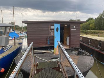 Houseboat Thames Lighter Barge