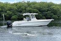 2017 Boston Whaler 250 Outrage