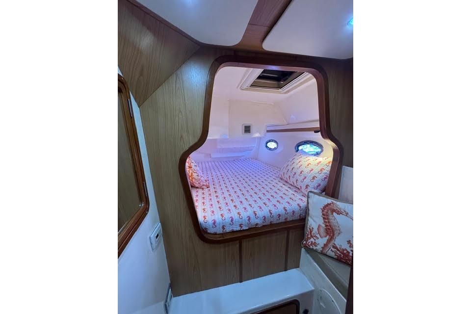 2007 Africat Marine 42 