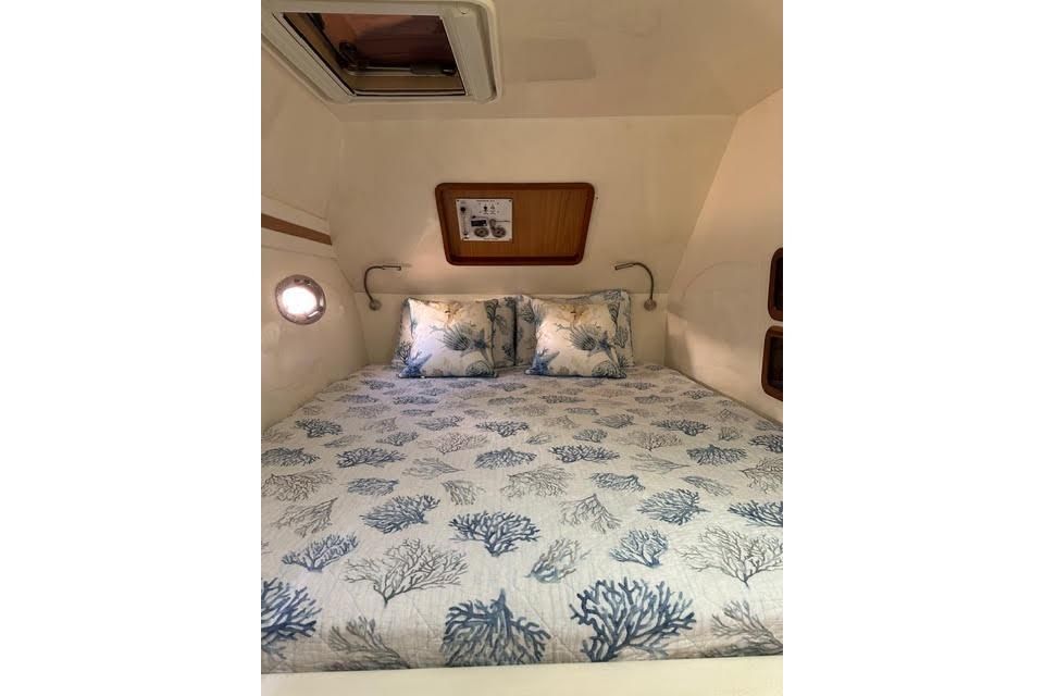 2007 Africat Marine 42 