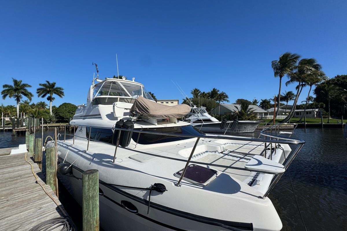 2007 Africat Marine 42 