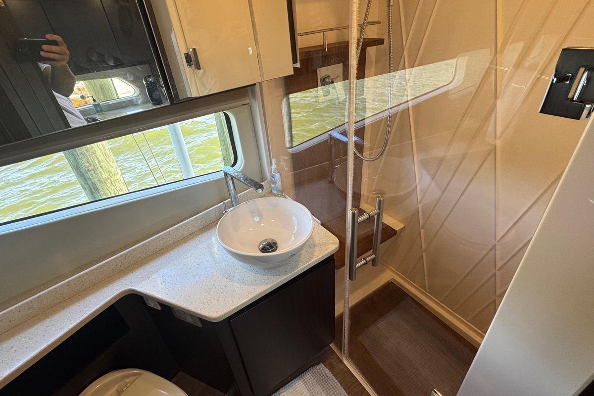 2019 Regal 42 