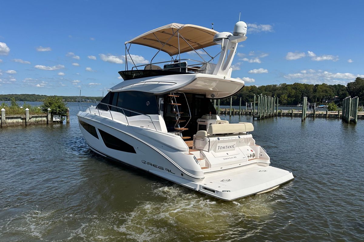 2019 Regal 42 