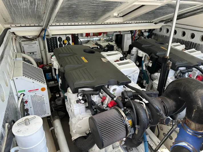 Gemini Yacht Photos Pics 