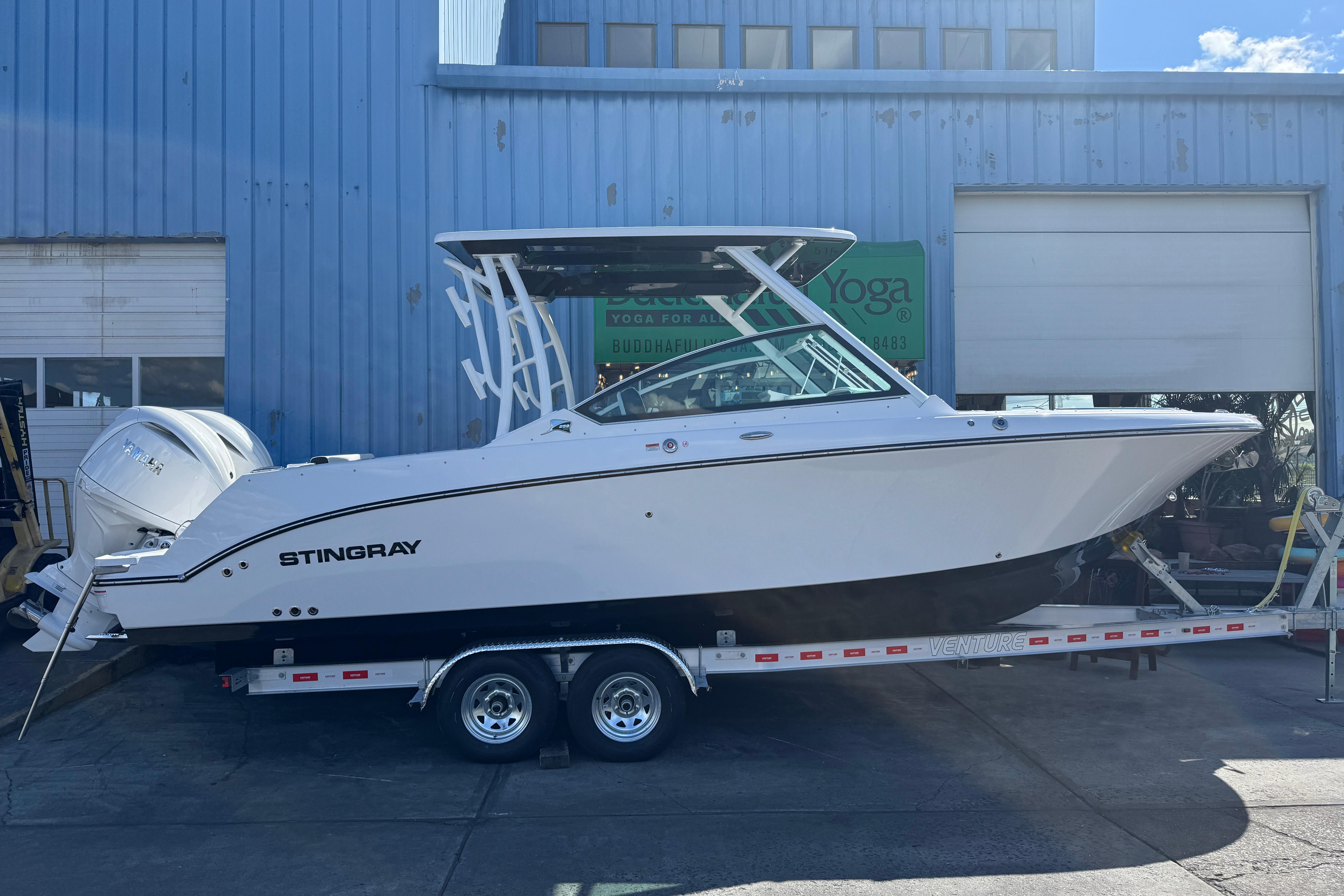 Stingray 259 DC