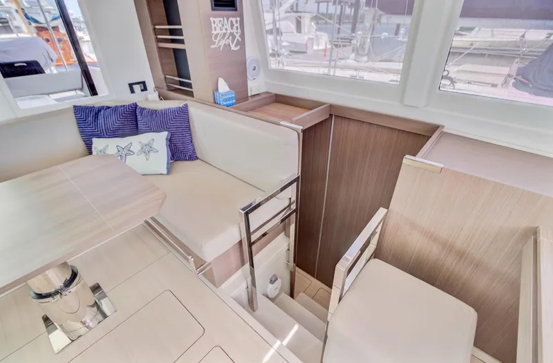 Latidoods Yacht Photos Pics 