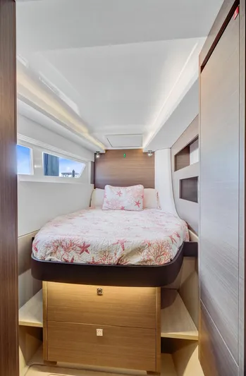 Latidoods Yacht Photos Pics 