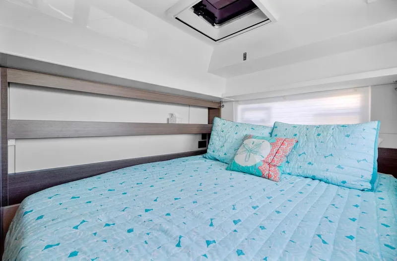 Latidoods Yacht Photos Pics 