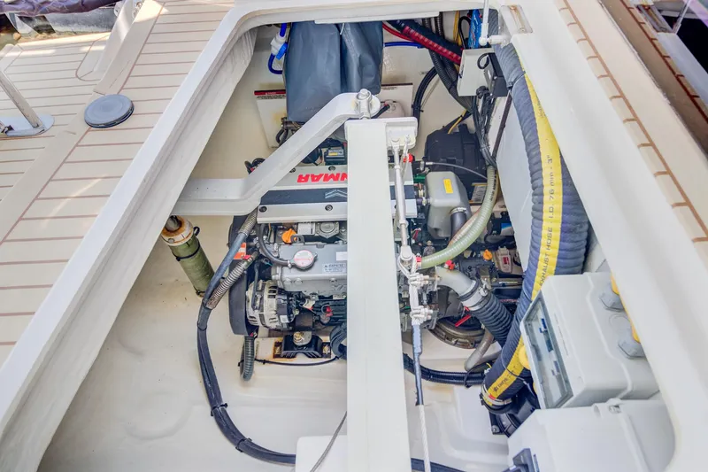 Latidoods Yacht Photos Pics 