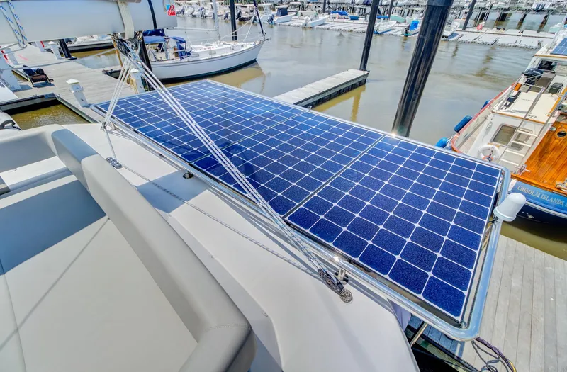 Latidoods Yacht Photos Pics 