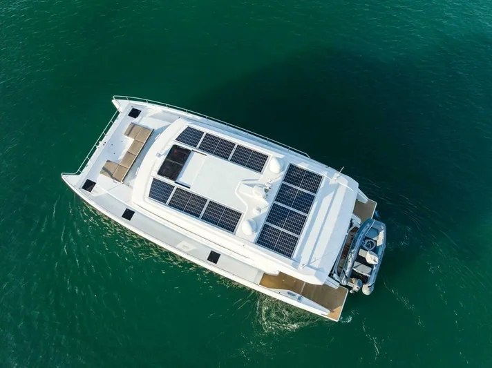 53s Iliad 2026 Yacht Photos Pics 