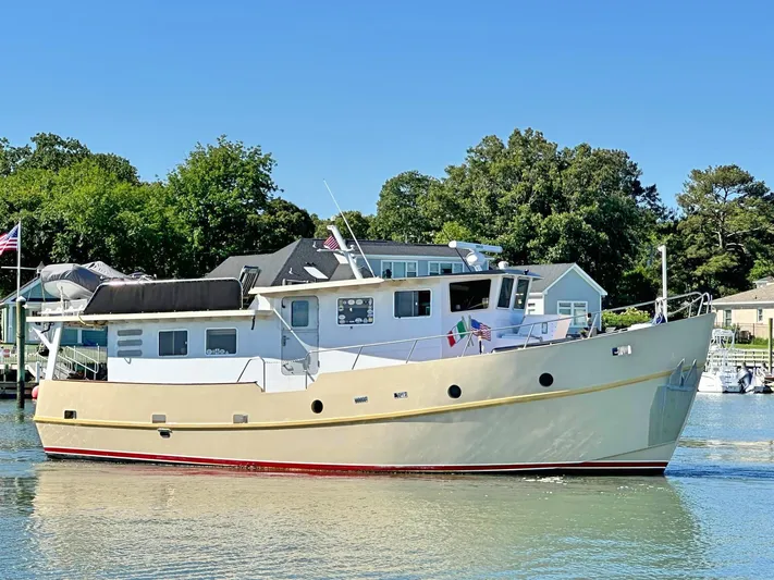La Vita Marina Yacht Photos Pics 
