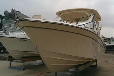 Grady-White Freedom 275