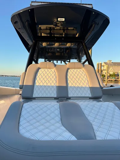 Main Event Yacht Photos Pics 