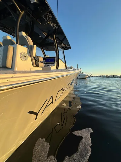 Main Event Yacht Photos Pics 