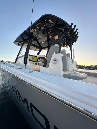 Main Event Yacht Photos Pics 