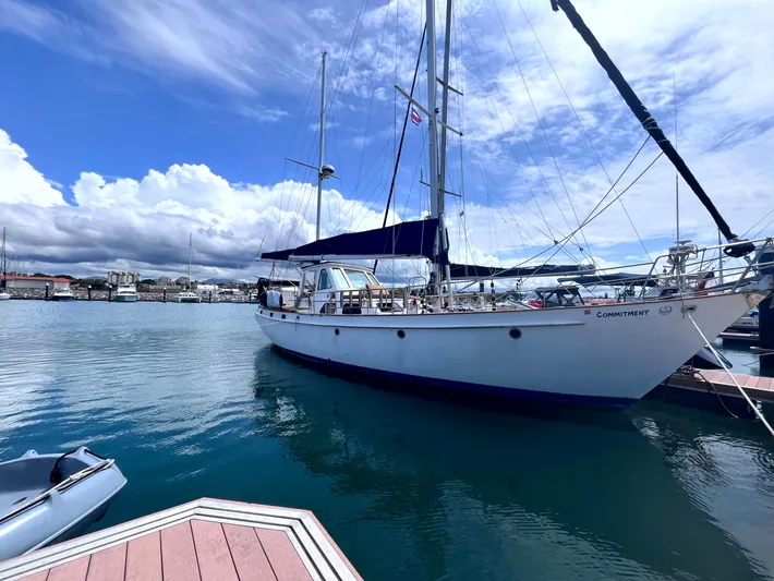 Sv Commitment Yacht Photos Pics 