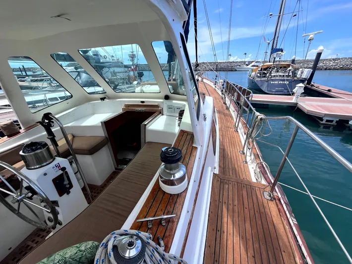 Sv Commitment Yacht Photos Pics 