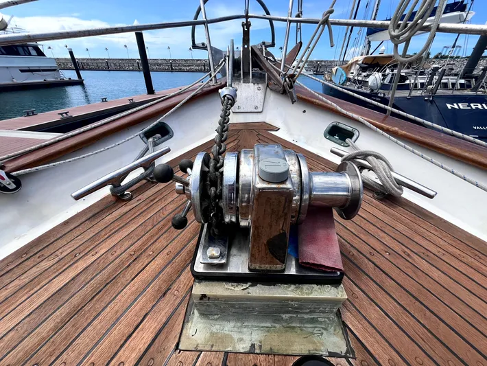 Sv Commitment Yacht Photos Pics 