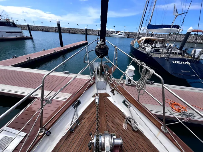 Sv Commitment Yacht Photos Pics 