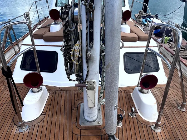 Sv Commitment Yacht Photos Pics 