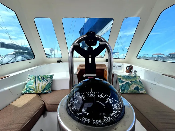 Sv Commitment Yacht Photos Pics 