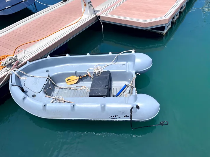 Sv Commitment Yacht Photos Pics 