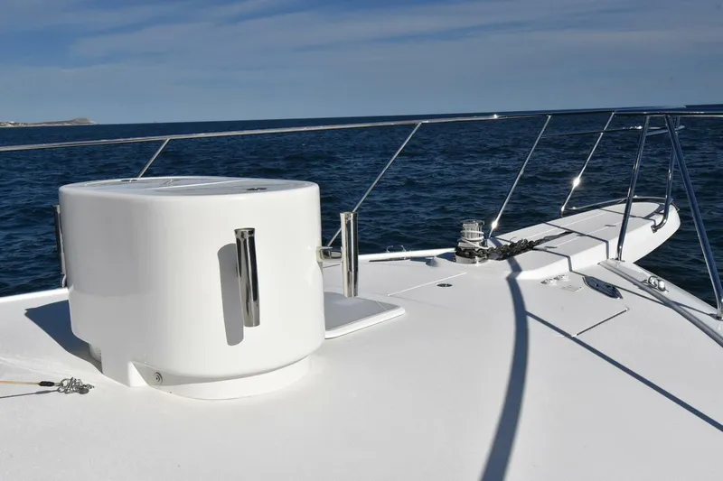 Party Of Five Yacht Photos Pics 2019 Viking 80 Sky Bridge yacht deck with ocean view and sleek design.