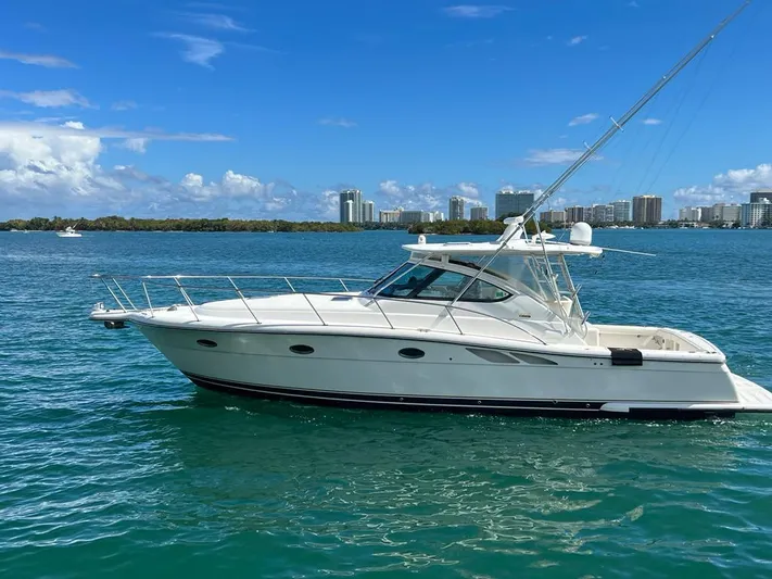Agape Yacht Photos Pics 
