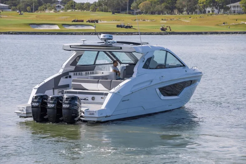 Yolo Yacht Photos Pics 