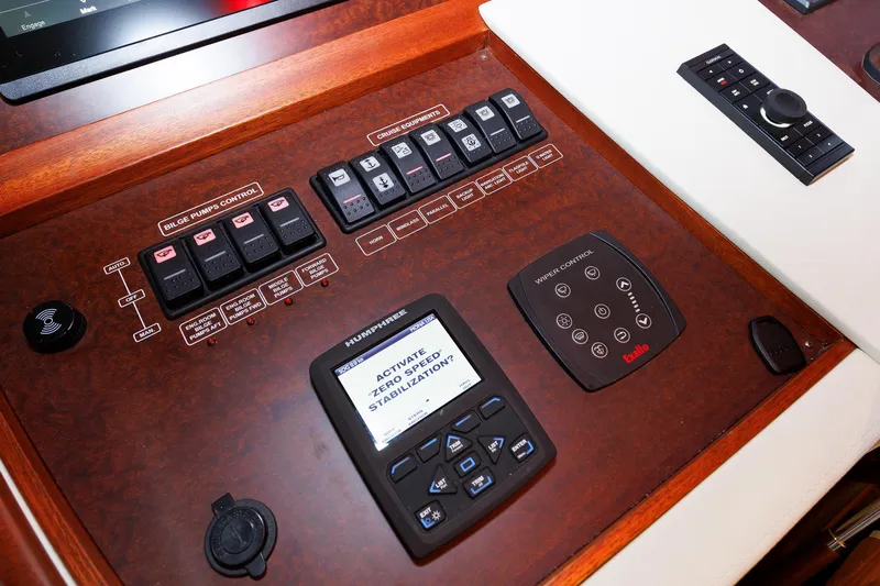 Mona Lisa Yacht Photos Pics Control panel of 2025 Vicem 58 Classic yacht with advanced navigation and stabilization features.