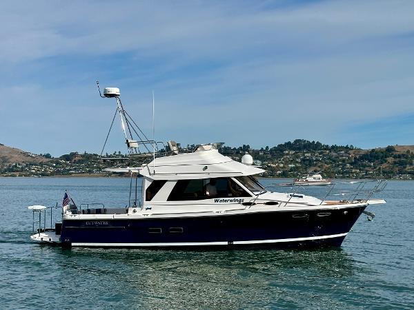 2018 Cutwater Command Bridge