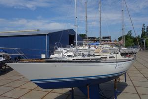 1979 Baltic 37