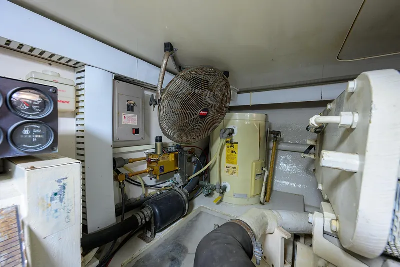 Seanyle Yacht Photos Pics Post 50 SEANYLE - Engine Room