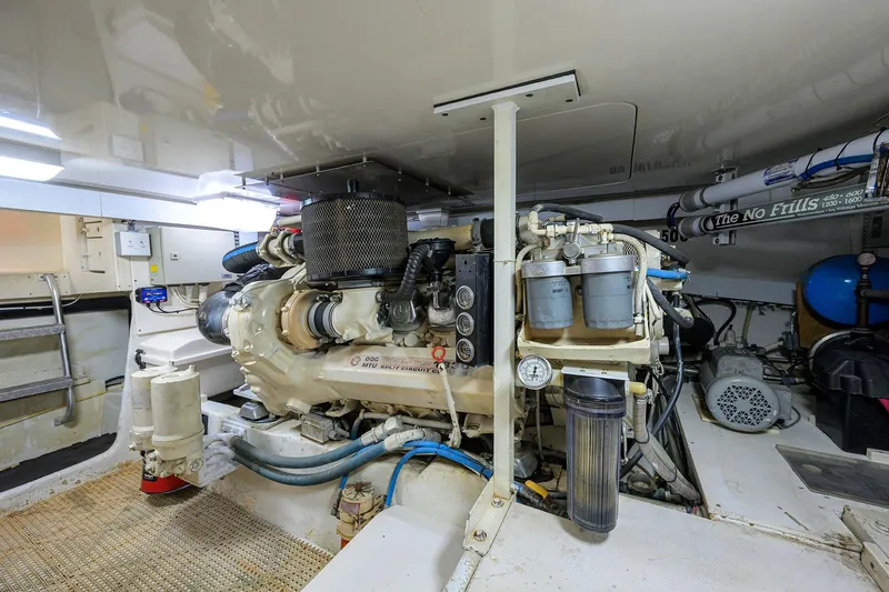 Seanyle Yacht Photos Pics Post 50 SEANYLE - Engine Room