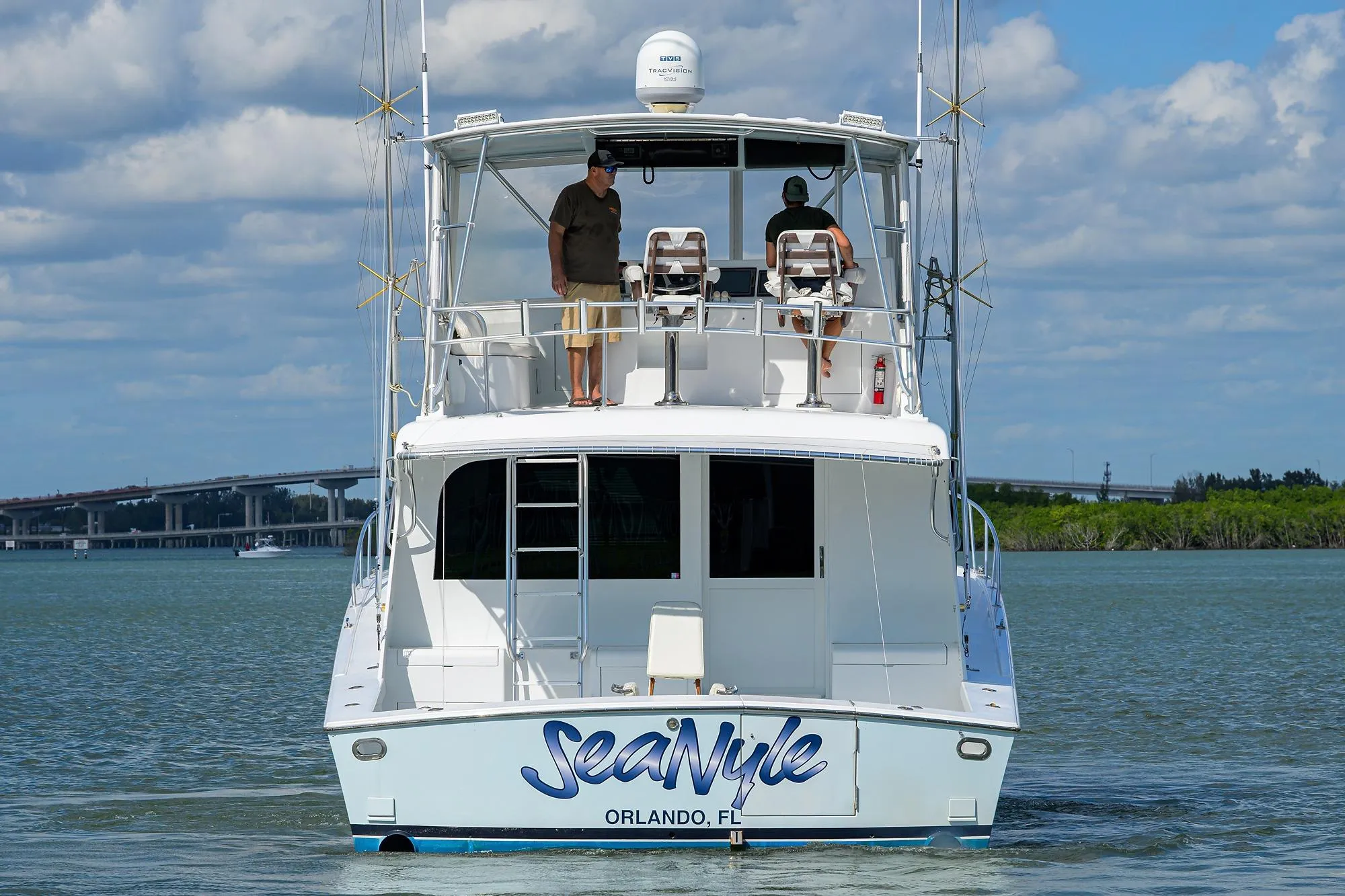 Post 50 SEANYLE - Exterior