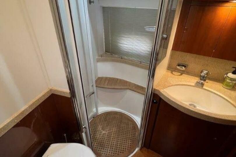 2006 Princess 67 