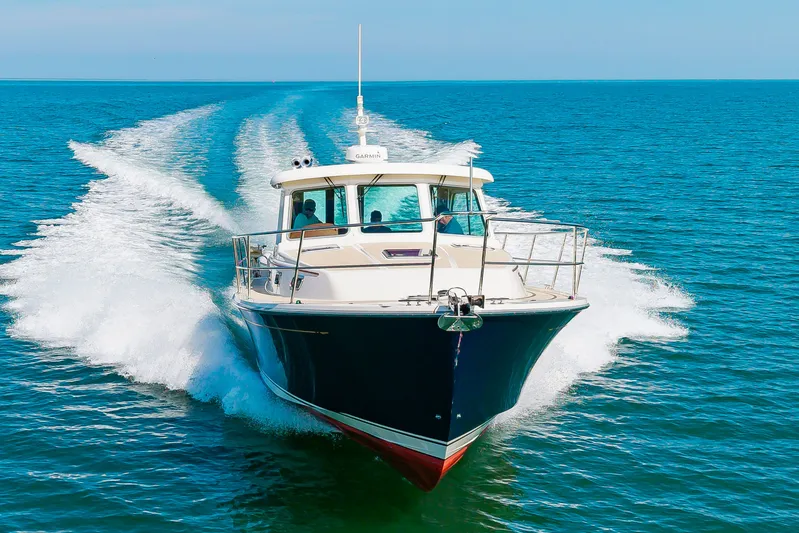 Plane Up Yacht Photos Pics 