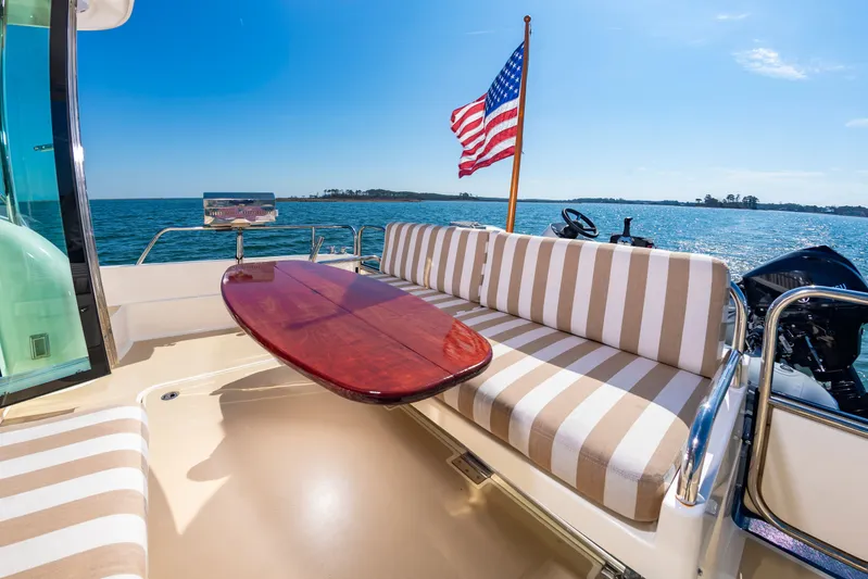 Plane Up Yacht Photos Pics 