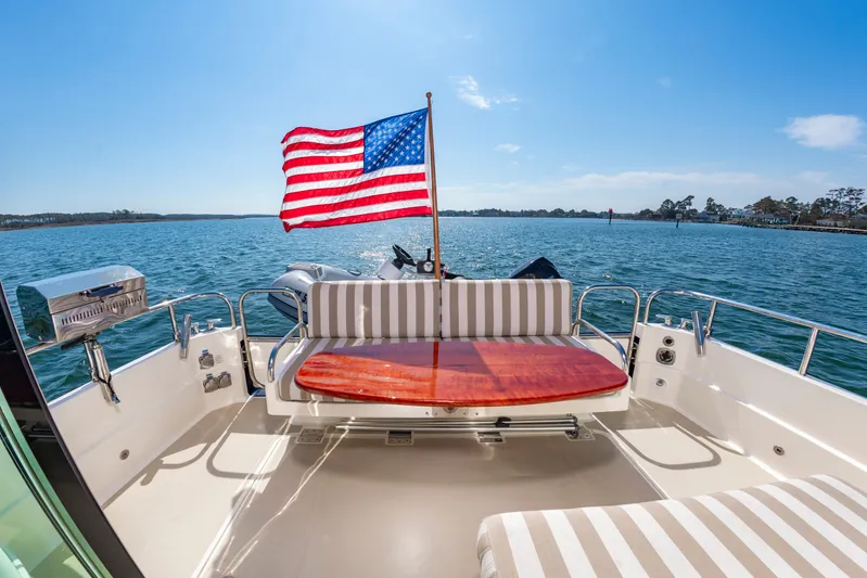 Plane Up Yacht Photos Pics 