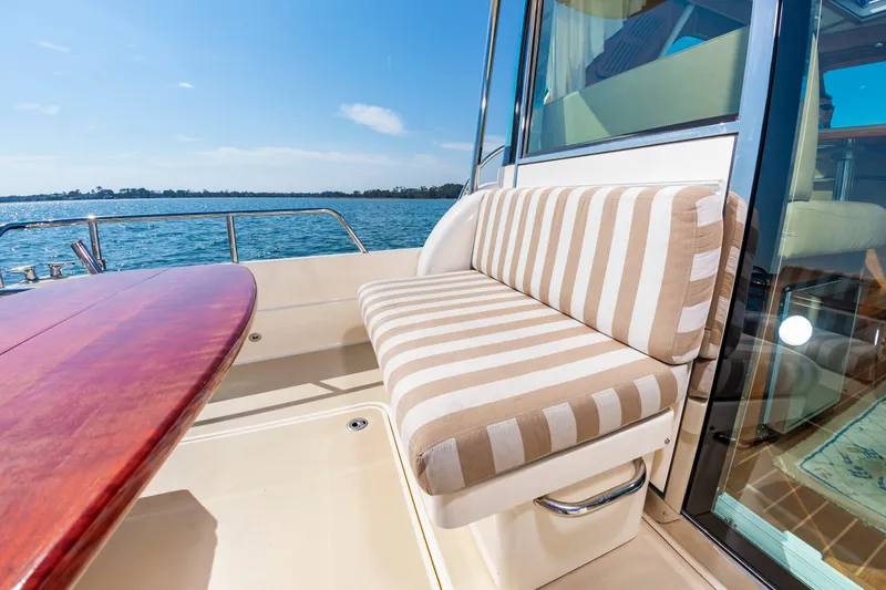 Plane Up Yacht Photos Pics 