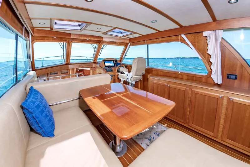 Plane Up Yacht Photos Pics 